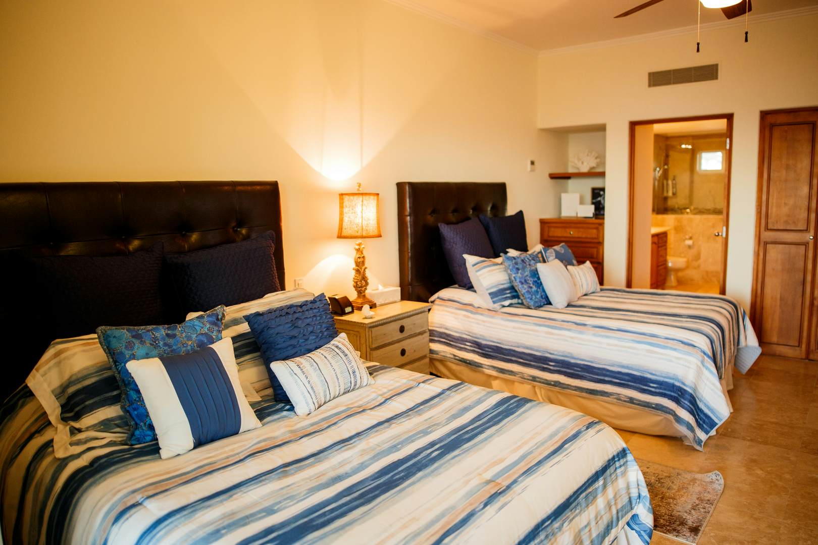 Las Mañanitas LM E3402