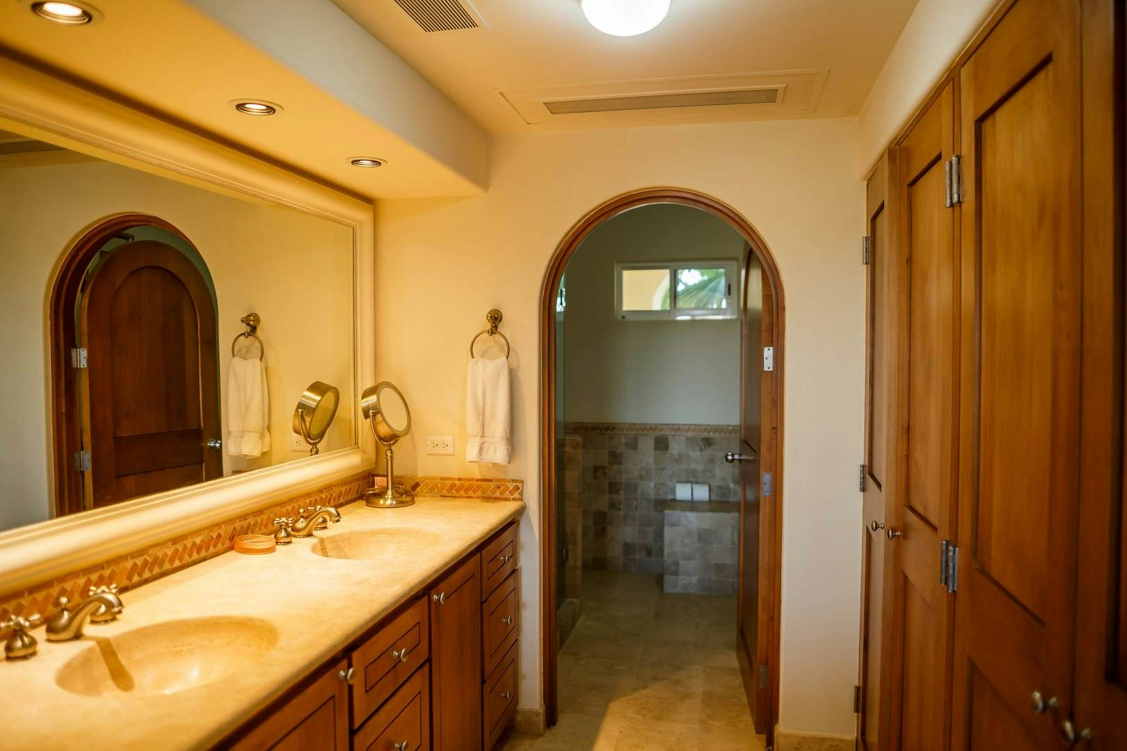 Las Mañanitas LM F4205