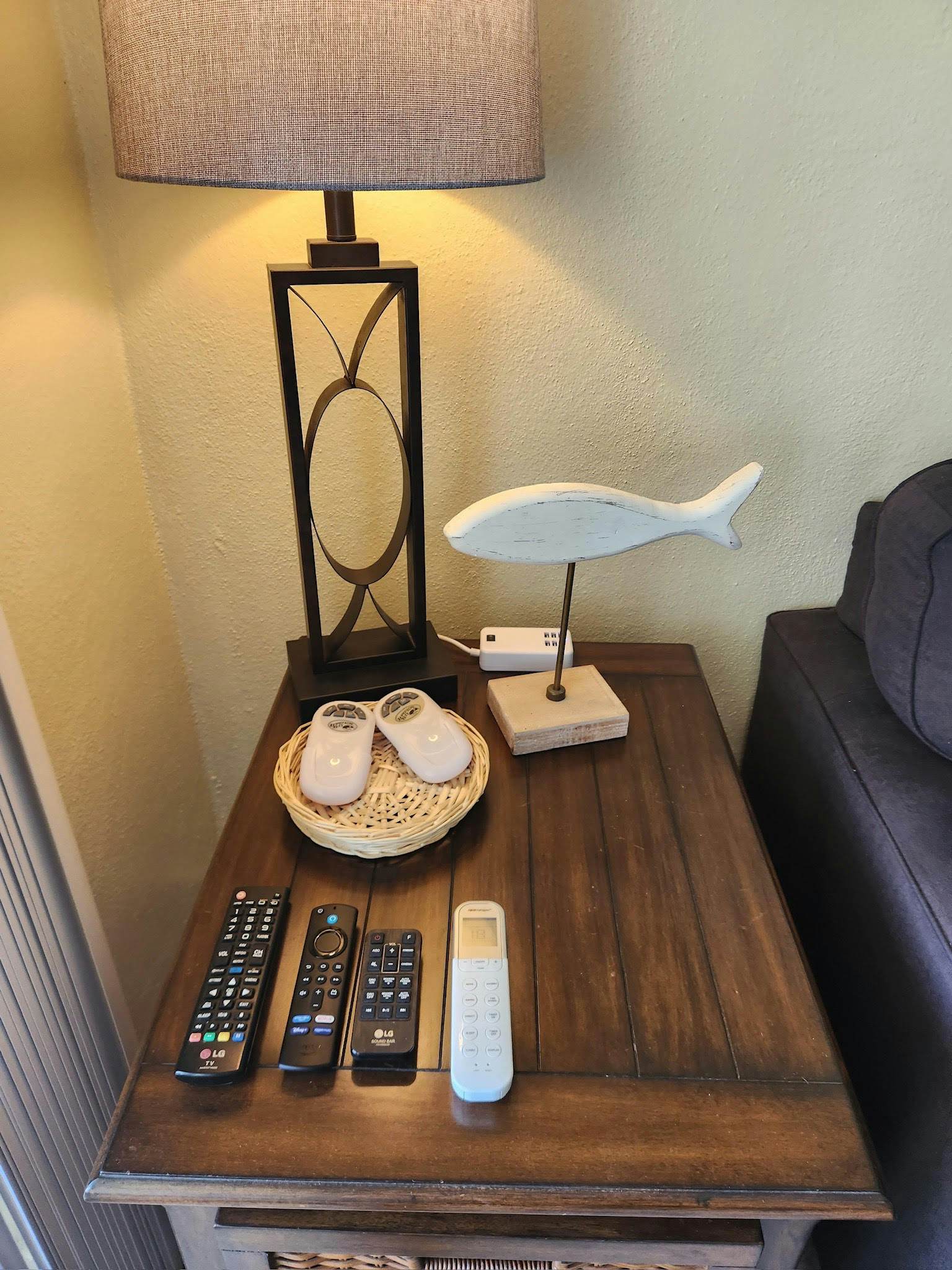 Peninsula PEN V1 208