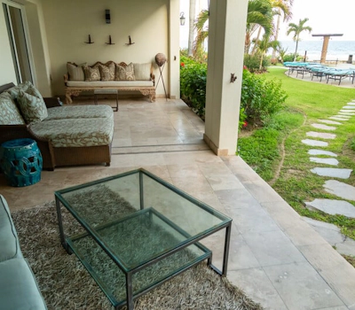 Tortuga Bay TBB 2102