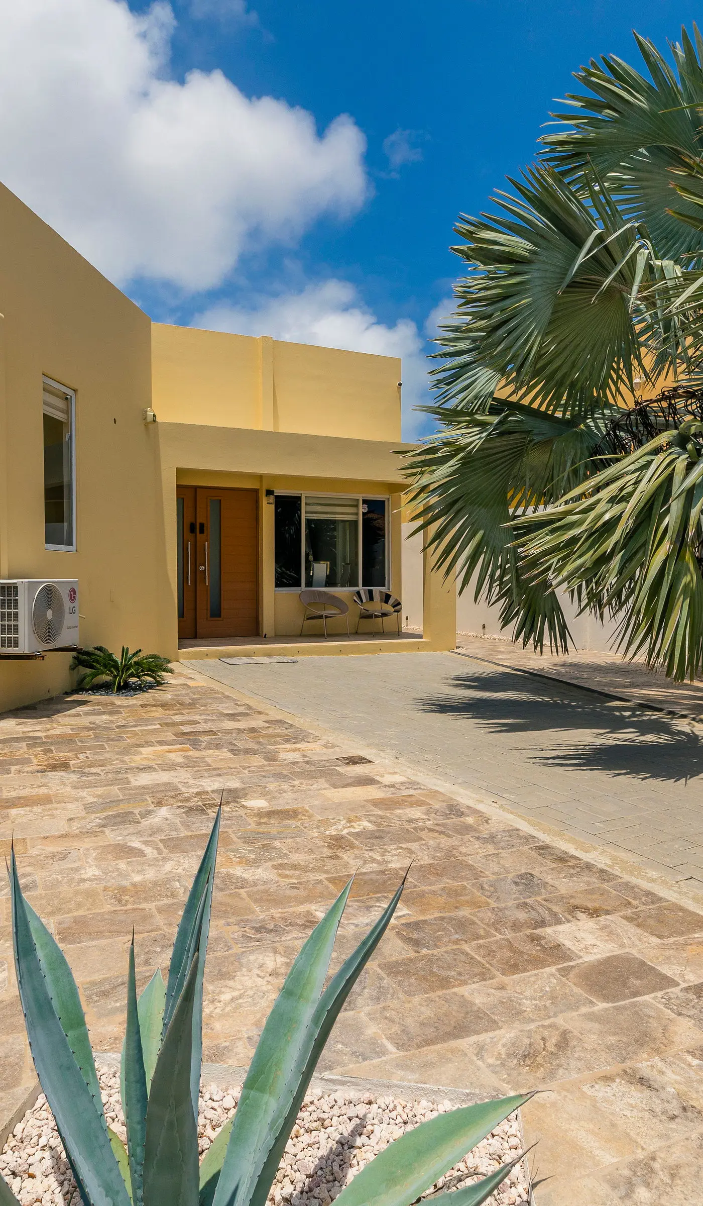 Turibana Villa
