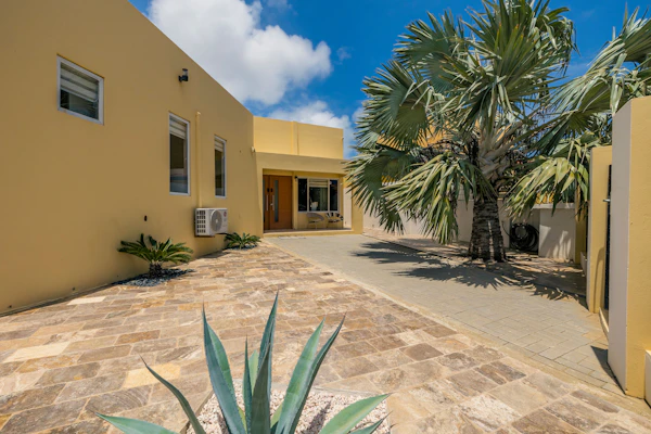 Turibana Villa- 3 Bedroom, 2 Bathroom