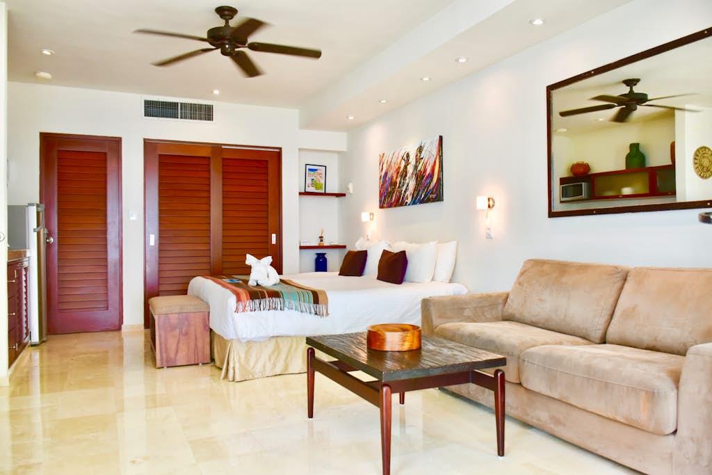 Playa Palms, Your ocean front room dream. 101