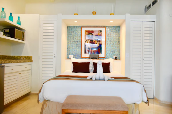 Amazing studio with ocean view in the heart of Playa del Carmen. 110