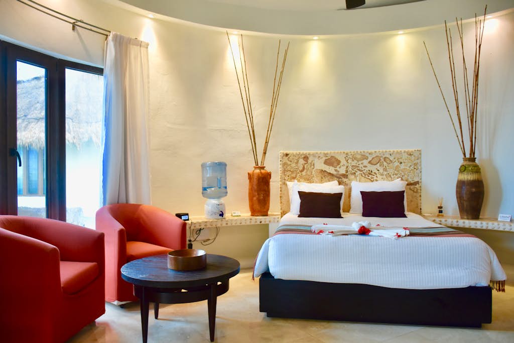 Ocean front suite. Playa Palms 301