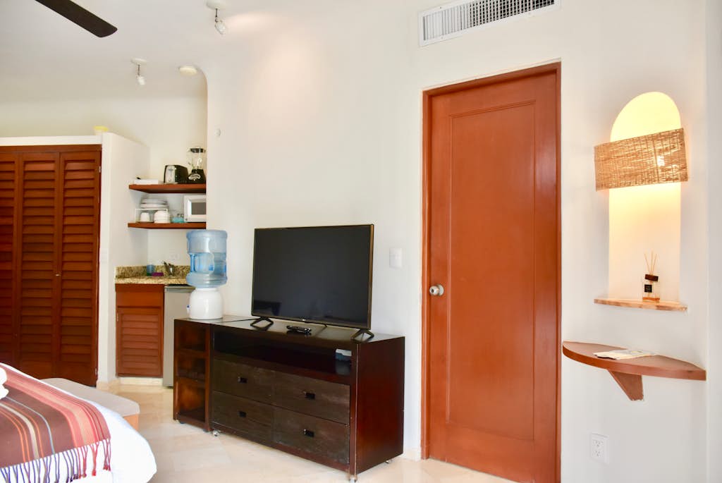Amazing studio with ocean view in the heart of Playa del Carmen. 303