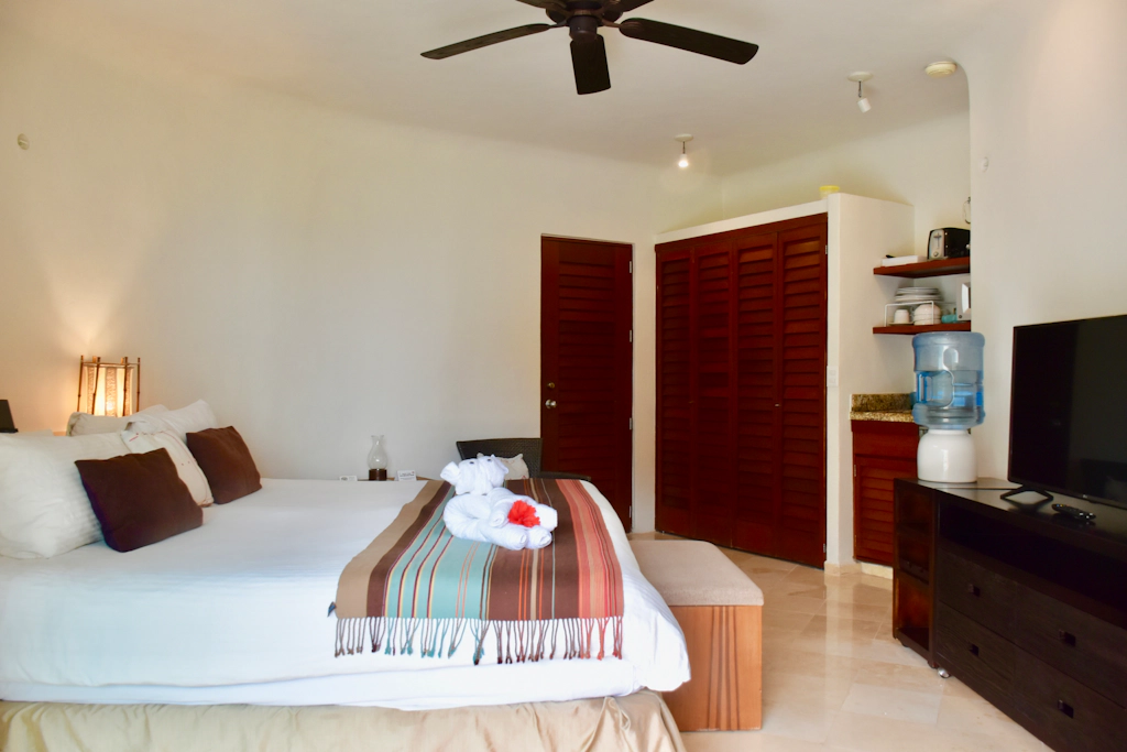 Playa Palms Beach Hotel Playa Palms 303 Ocean View
