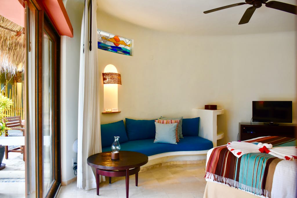 Amazing studio with ocean view in the heart of Playa del Carmen. 305