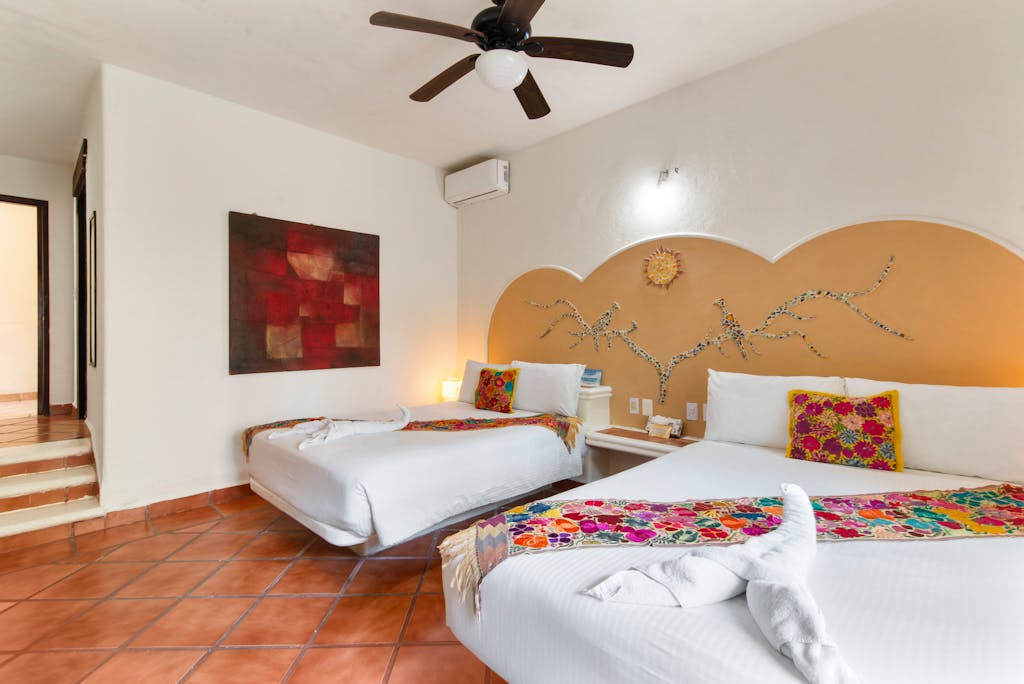 Riviera del Sol Amazing Double Queen Junior Suite 102