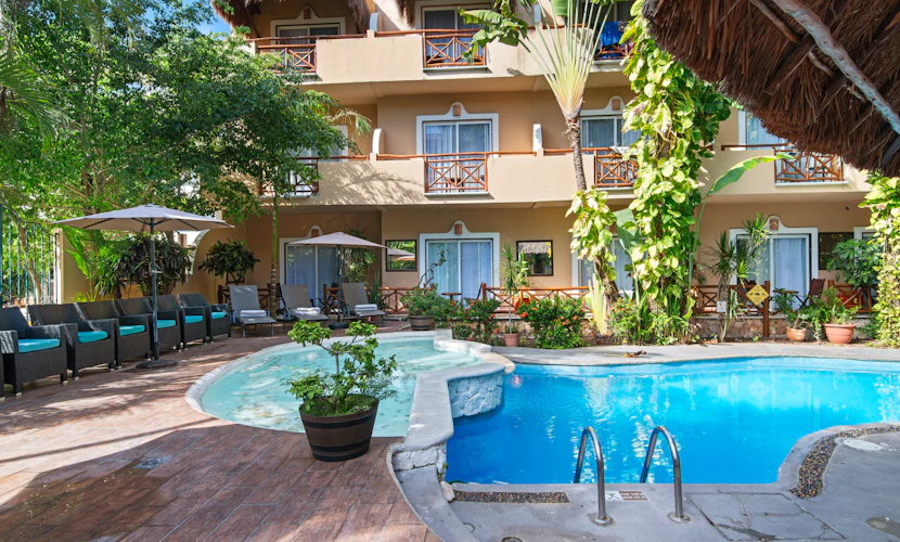 Riviera del Sol Amazing King Size Deluxe Suite 201