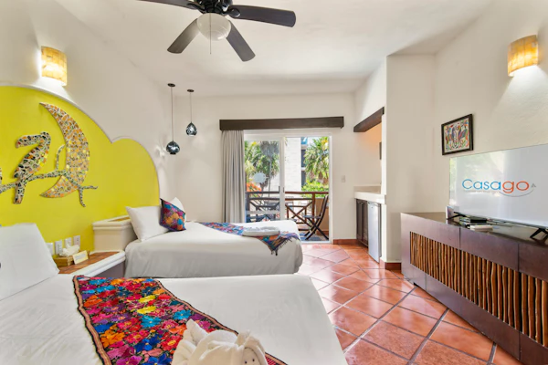 Riviera del Sol Amazing Double Queen Deluxe Suite 202