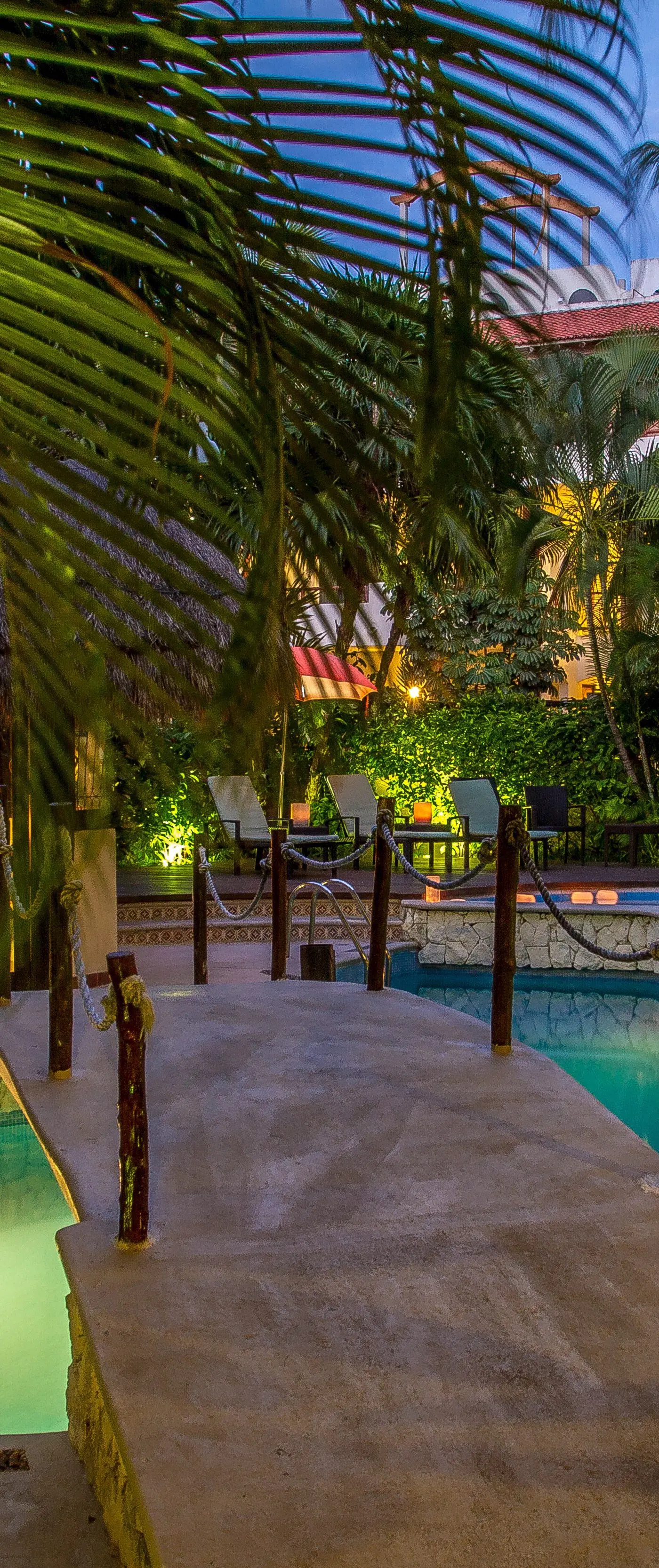 Riviera del Sol Double Queen Deluxe Suite, 204
