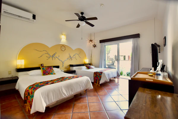 Riviera del Sol Amazing Double Queen Deluxe Suite 204