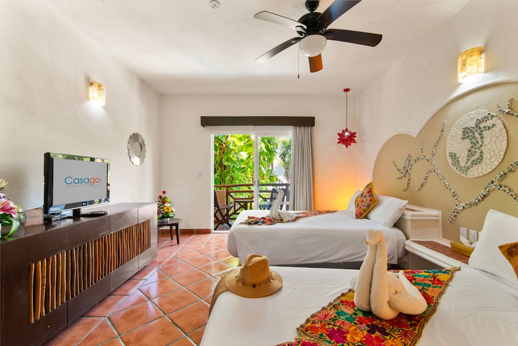 Riviera del Sol Amazing Double Queen Deluxe Suite 204