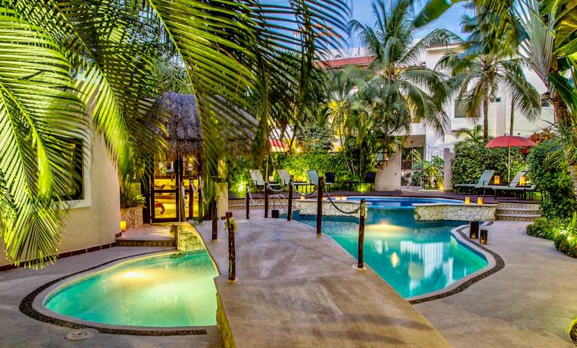 Riviera del Sol Amazing King Size Junior Suite 205