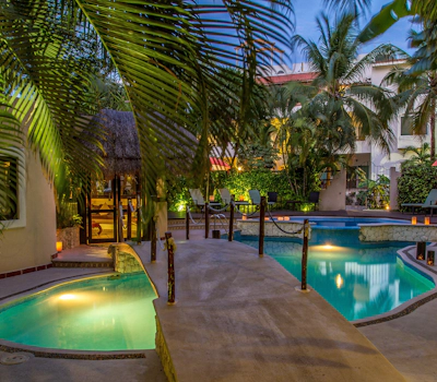 Riviera del Sol Double Queen Deluxe Suite, 206