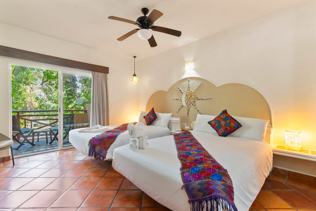 Riviera del Sol Amazing Double Queen Junior Suite 207