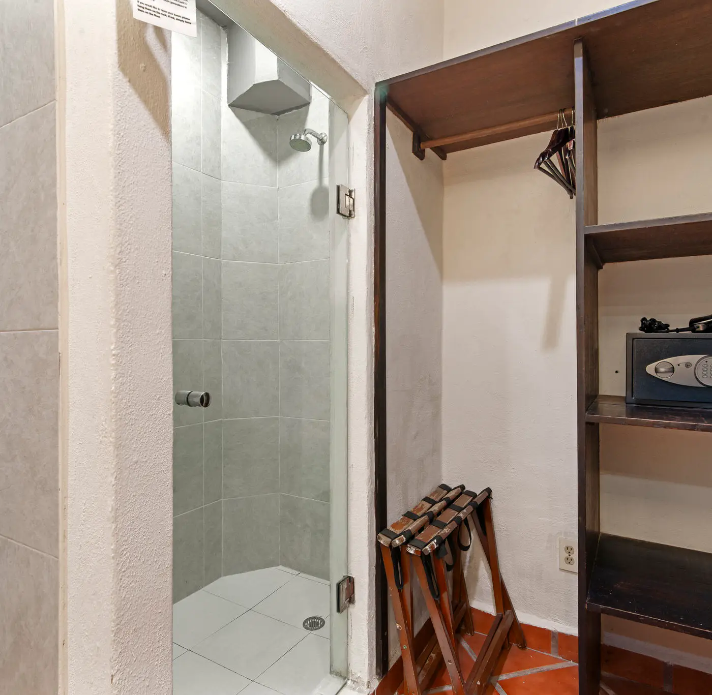 Riviera del Sol King Size Deluxe Suite, 301