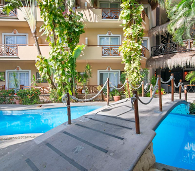 Riviera del Sol Double Queen Junior Suite, 302