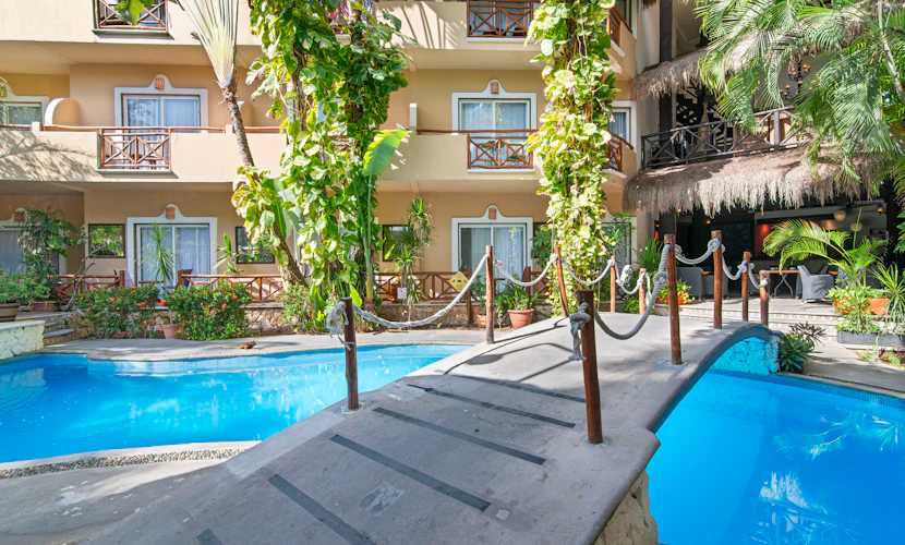 Riviera del Sol Amazing Double Queen Junior Suite 302