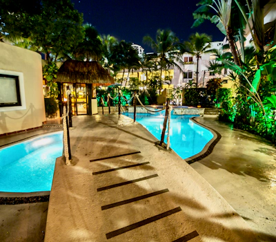 Riviera del Sol Double Queen Junior Suite, 303