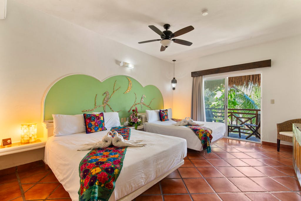 Riviera del Sol Amazing Double Queen Junior Suite 304