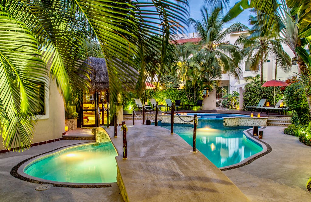 Riviera del Sol Double Queen Junior Suite, 306