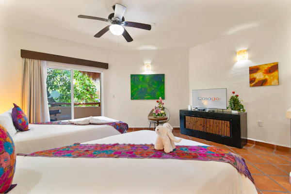 Riviera del Sol Amazing Double Queen Junior Suite 306