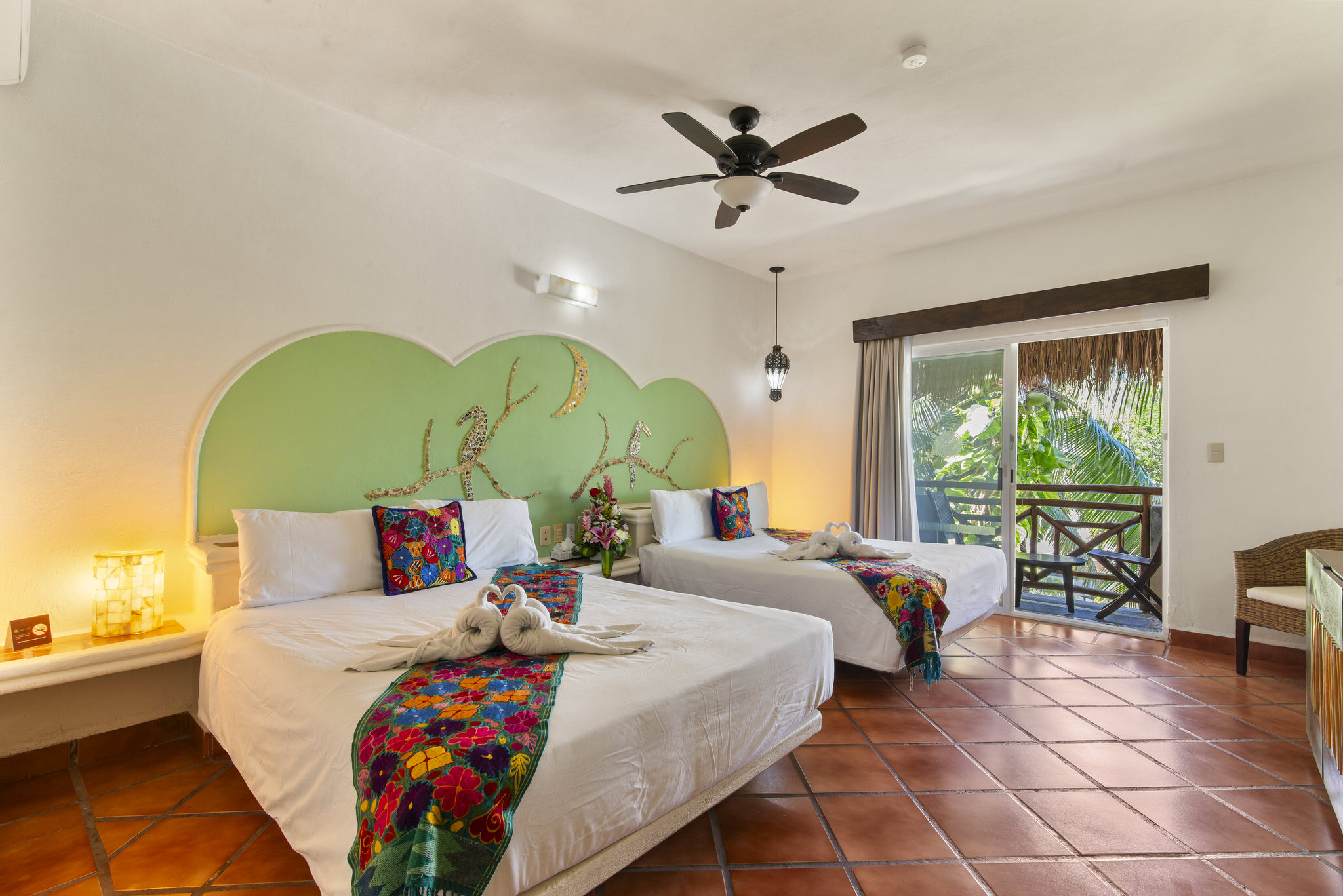 Riviera del Sol Amazing Double Queen Junior Suite 307