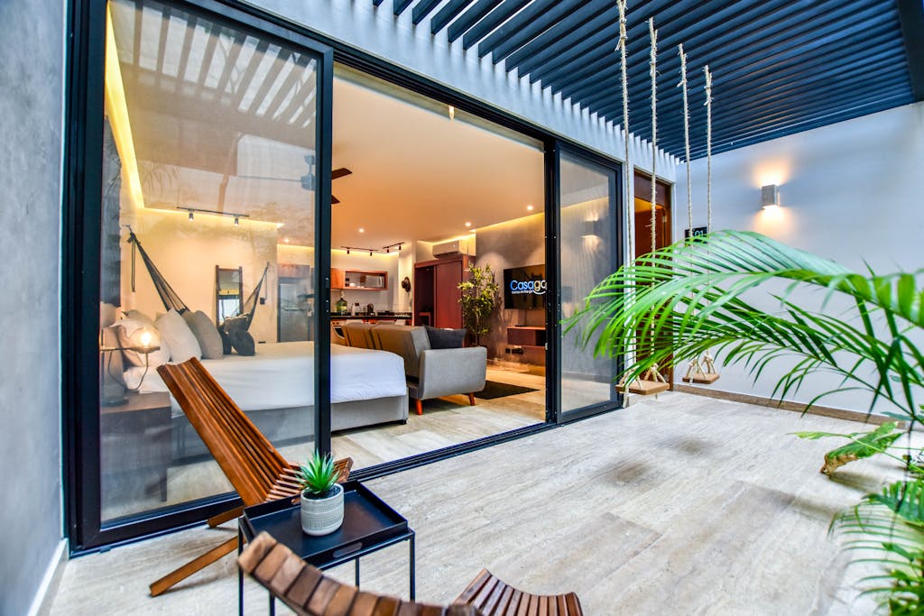 Modern studio Volta by Casago