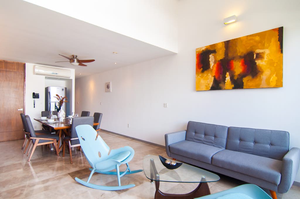 Kuxtal 3 Bedroom Downtown Apartment by Casago