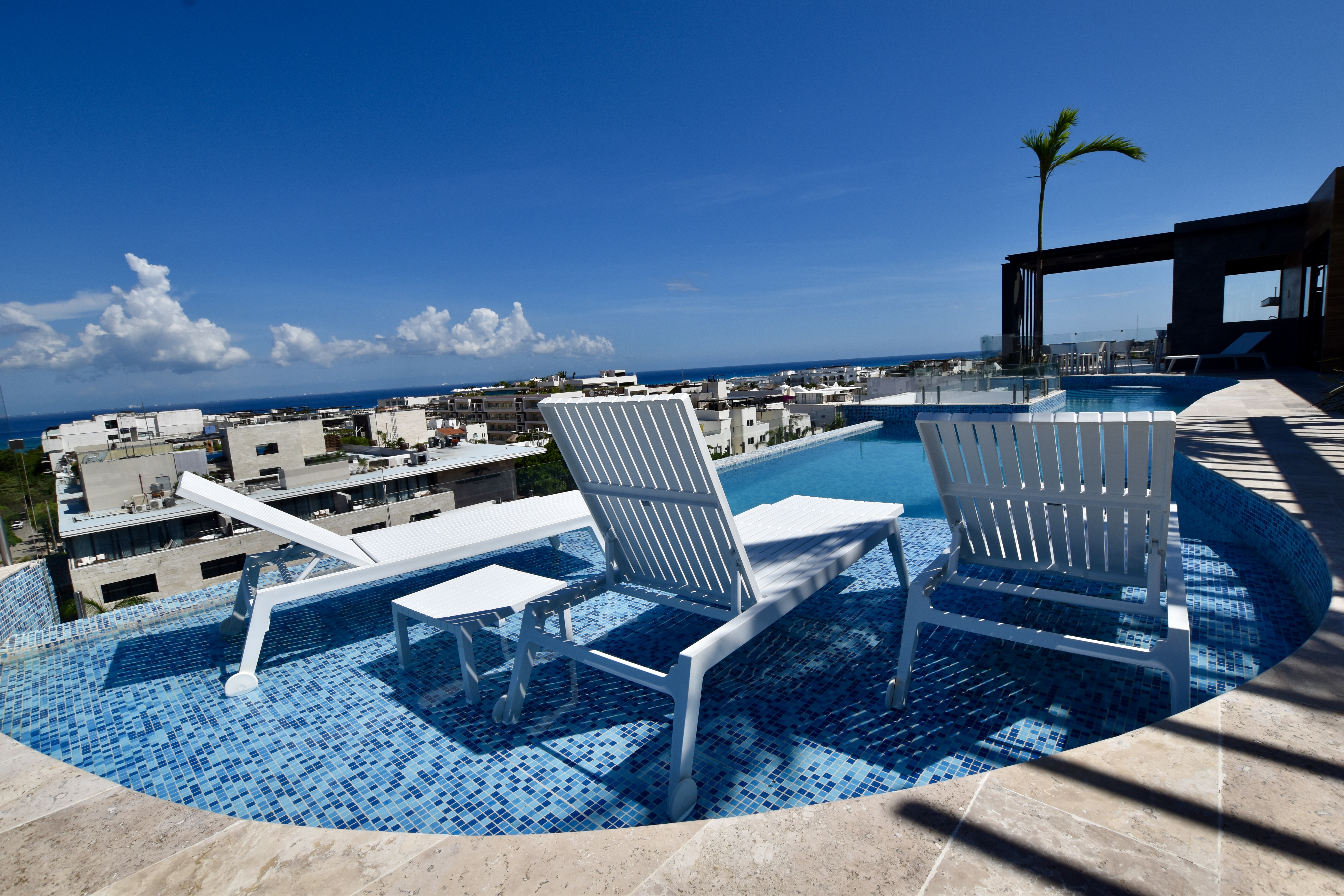 My Menesse In Playa by Casago