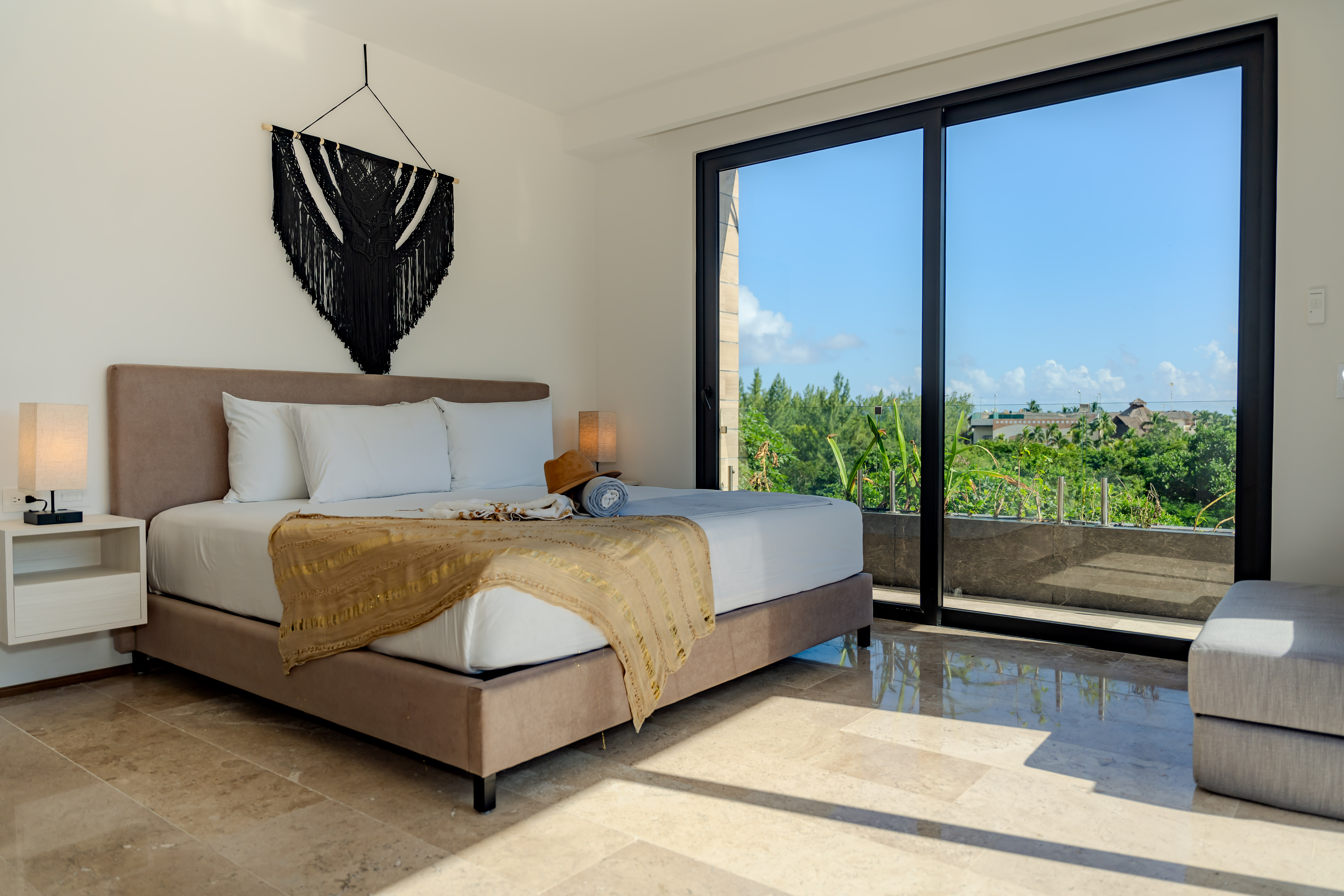 Menesse Sea Tower Menesse Sea Tower 201