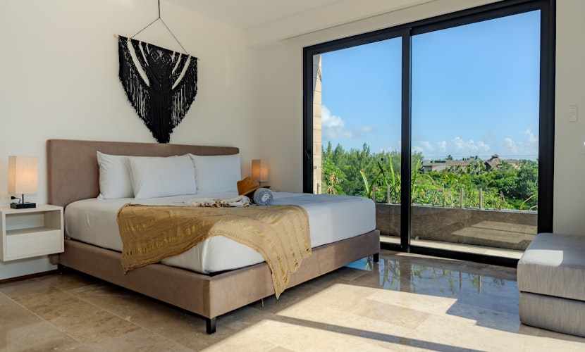 Sea Tower Studio | Infinity Pool w/ Ocean View