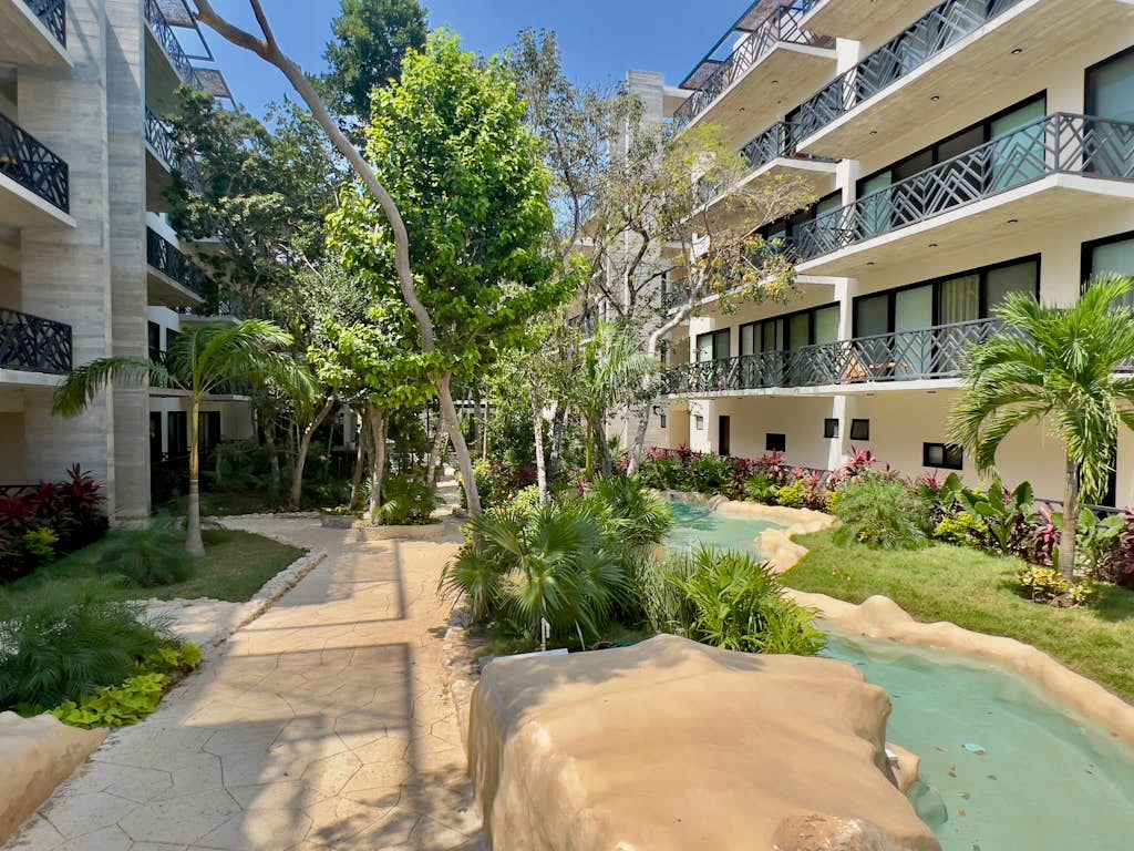 Unwind | Private Balcony & Rooftop Pools | Casago