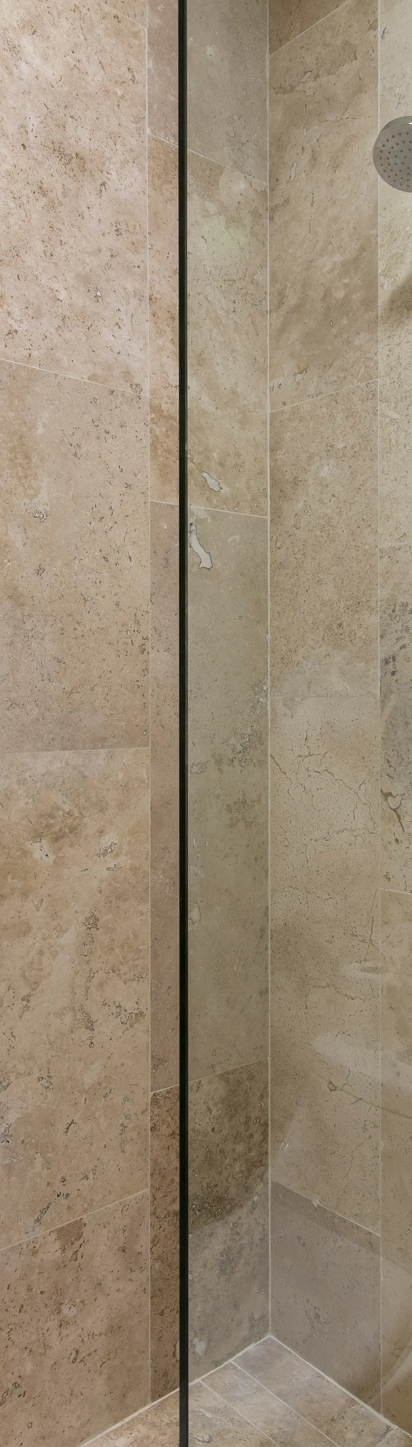 Paravian Paravian A303