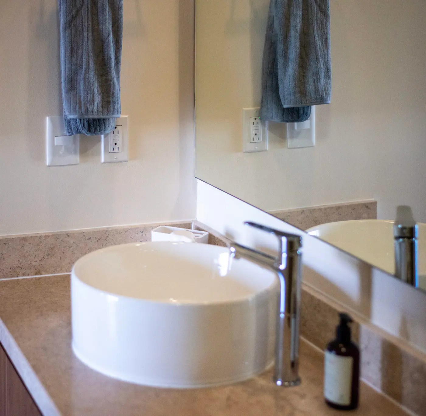 Paravian Paravian A505