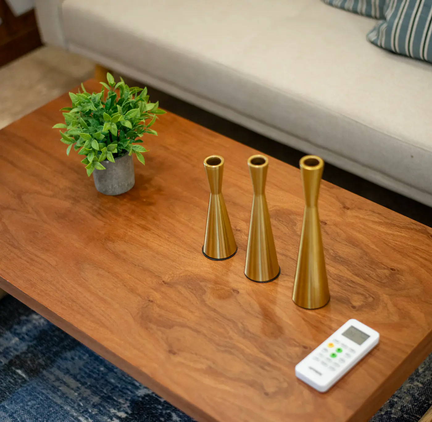 Paravian Paravian A302