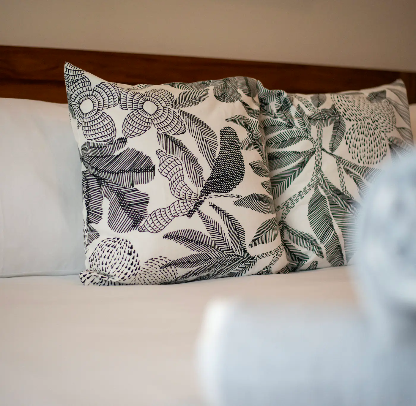 Paravian Paravian A302