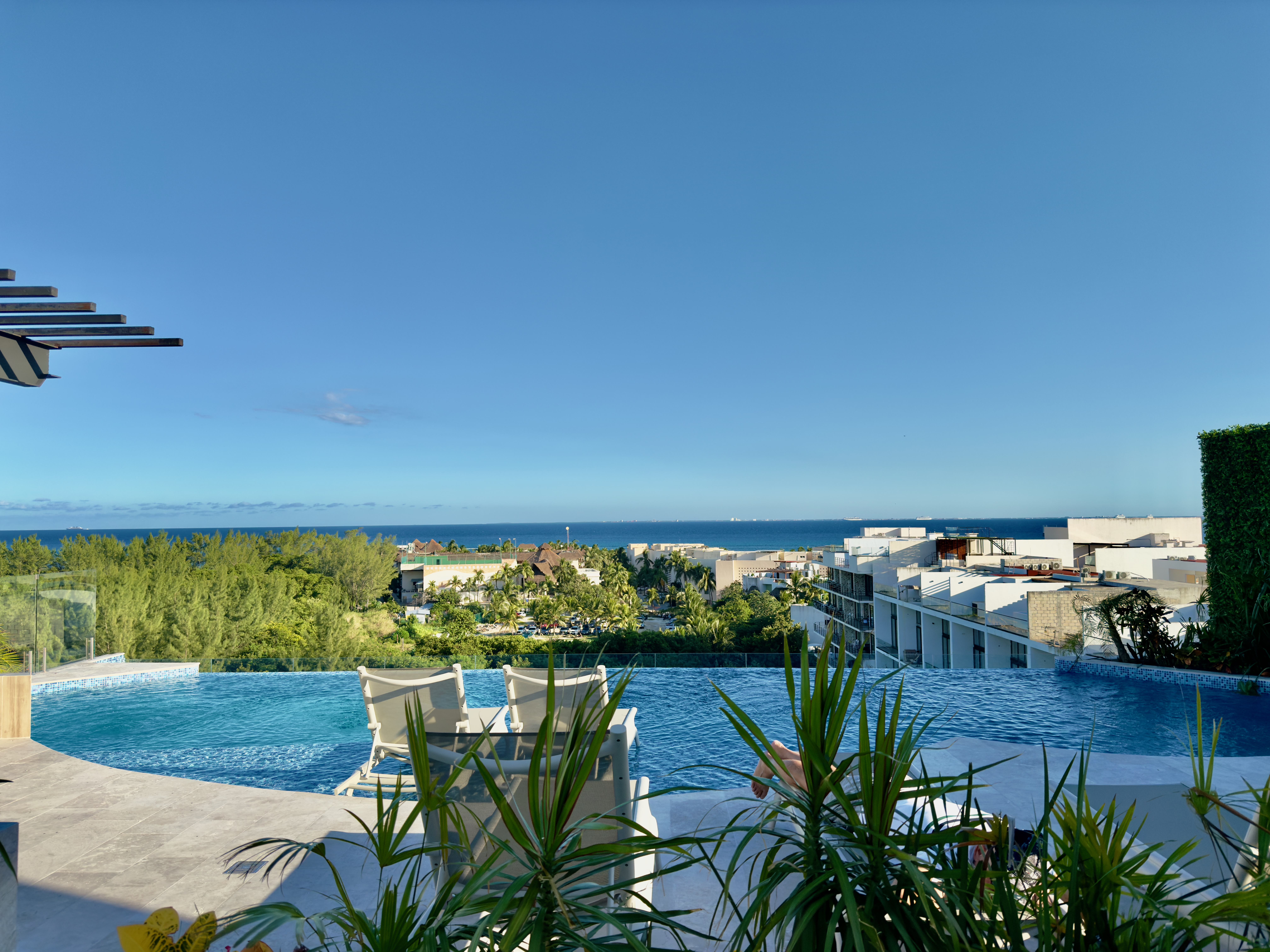 Selva Studio | Terraza & Piscina Infinita | Casago