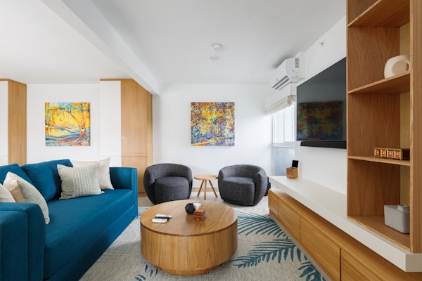 Casago | Modern Design | Steps from the Beach