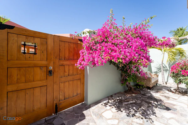 Discover this charming 2-bedroom home located in Founders area!