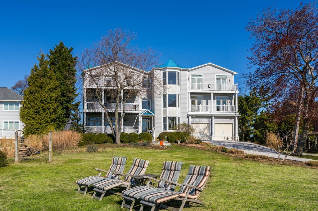 This thoughtfully styled home overlooks the Bay and is perfect for your Annapolis escape.