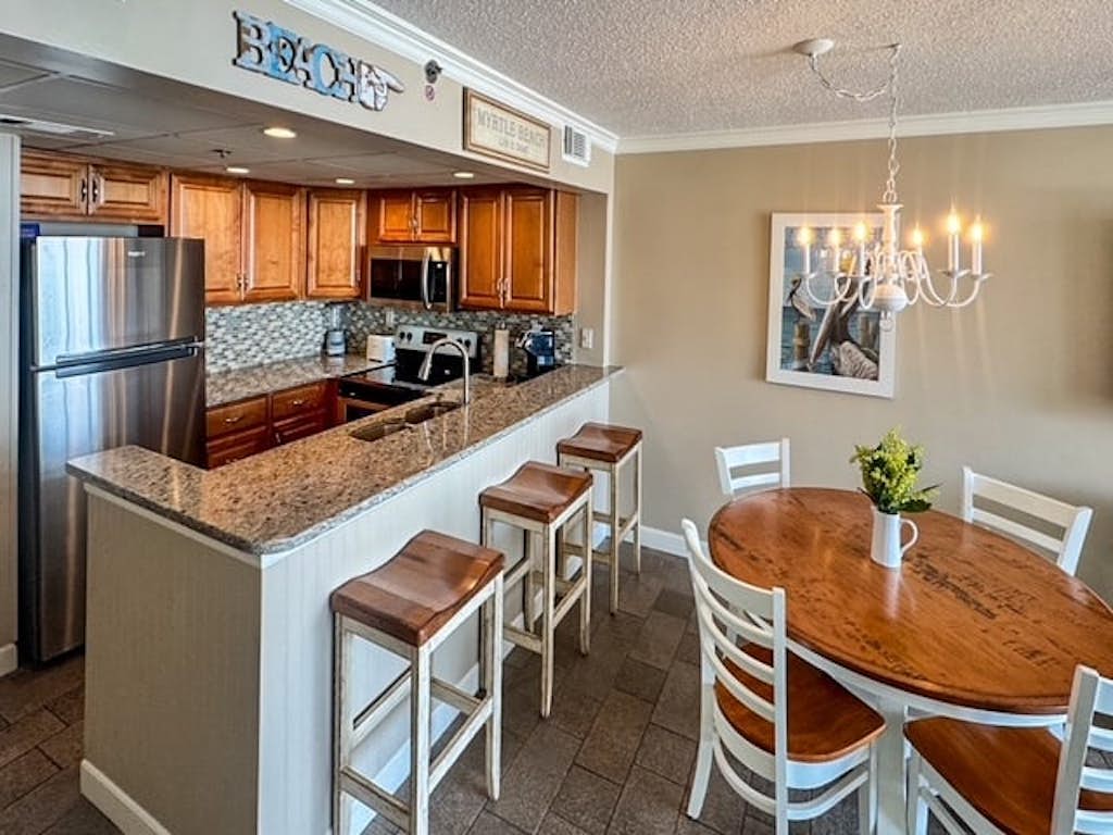 Oceanview 1 Bedroom for 4! Sand Dunes 1043