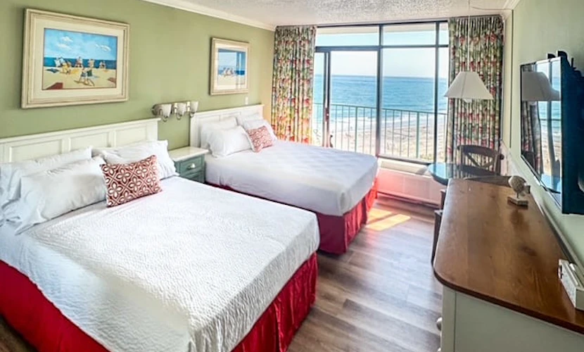 Gorgeous Oceanview Studio for 4! Sand Dunes 1044