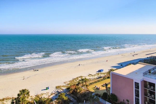 Gorgeous Oceanview Studio for 4! Sand Dunes 1044
