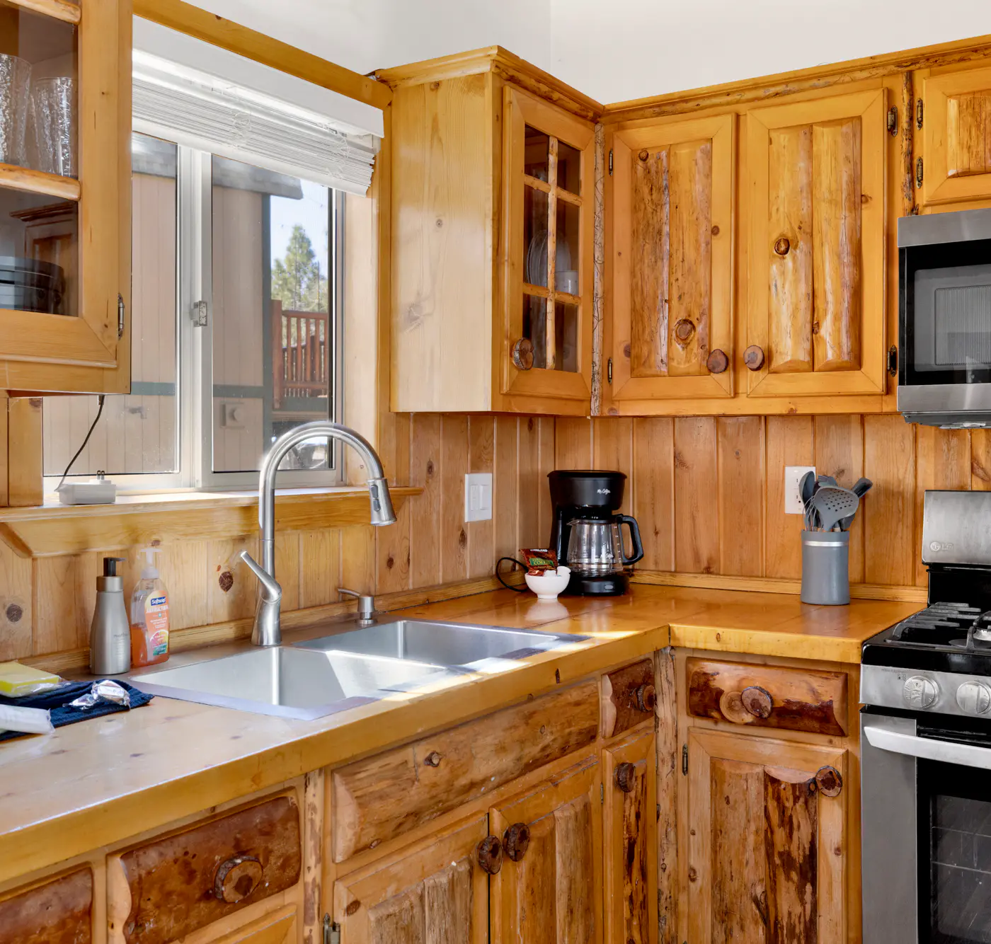 2655 - Moonlight Manor