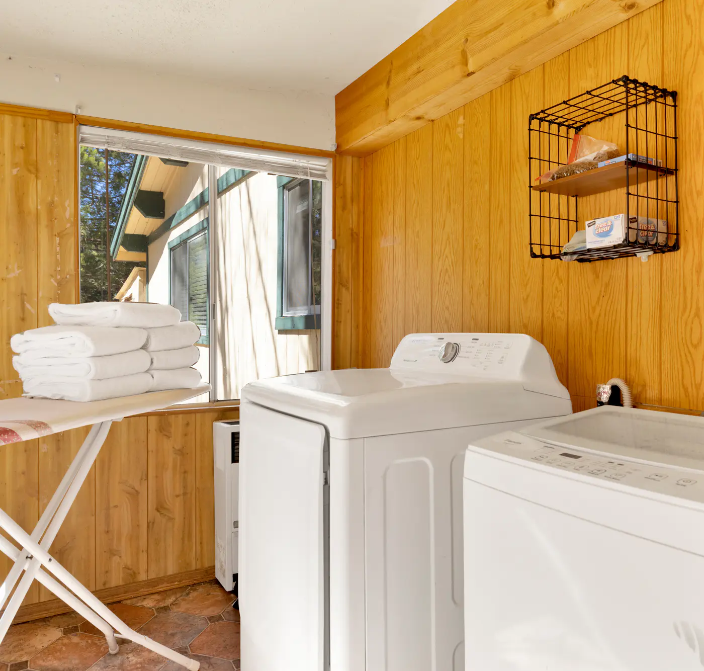 2655 - Moonlight Manor