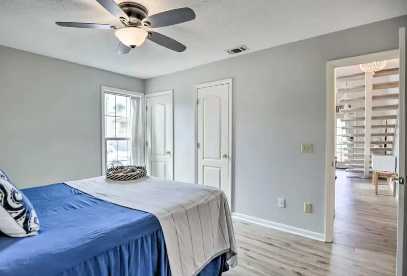 Gated community close to beach! Pool and tennis!