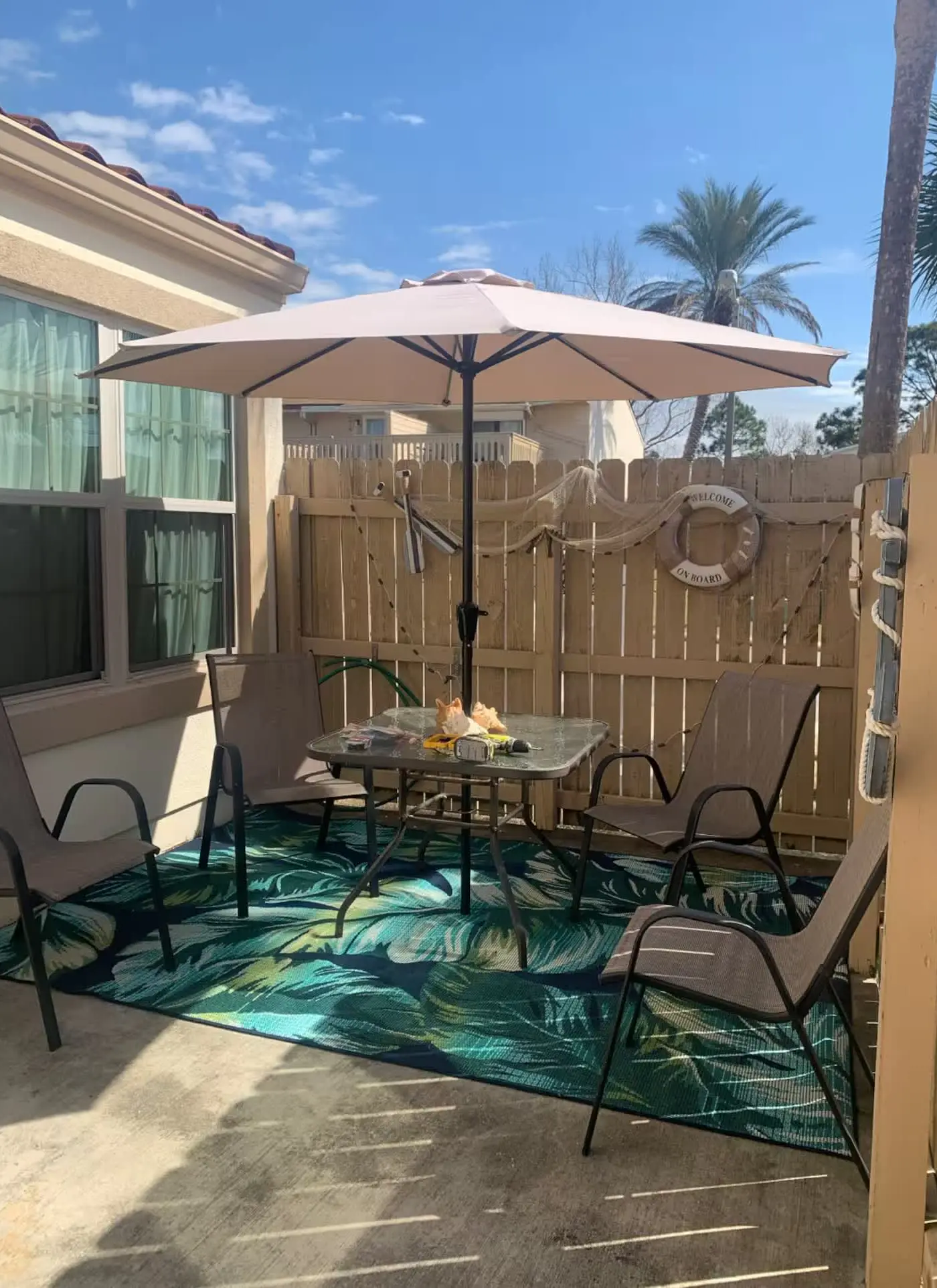 Gated community close to beach! Pool and tennis!